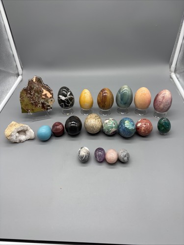 Lot polished stone eggs - 18,